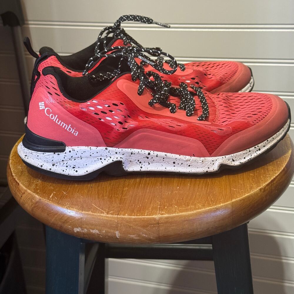 Columbia Women’s Vapor Vent Hiking Shoe Size 7.5